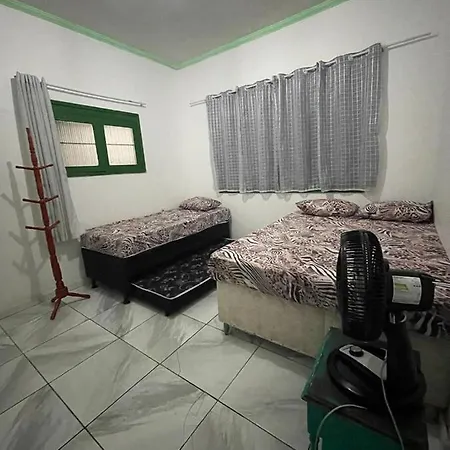 Casa térrea a 2 min da praia dos anjos-2